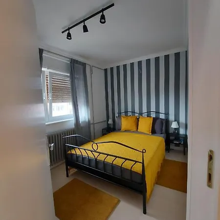 Center Danube Street 公寓 *