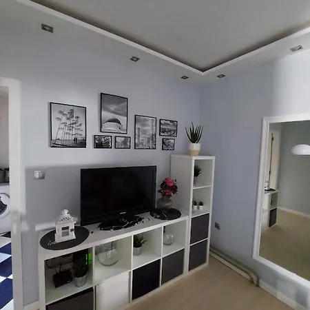 Apartment Center Danube Street *